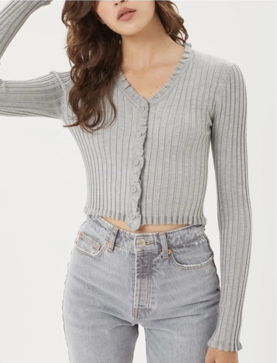 Ruffle Edge- Light grey — Camp Willow