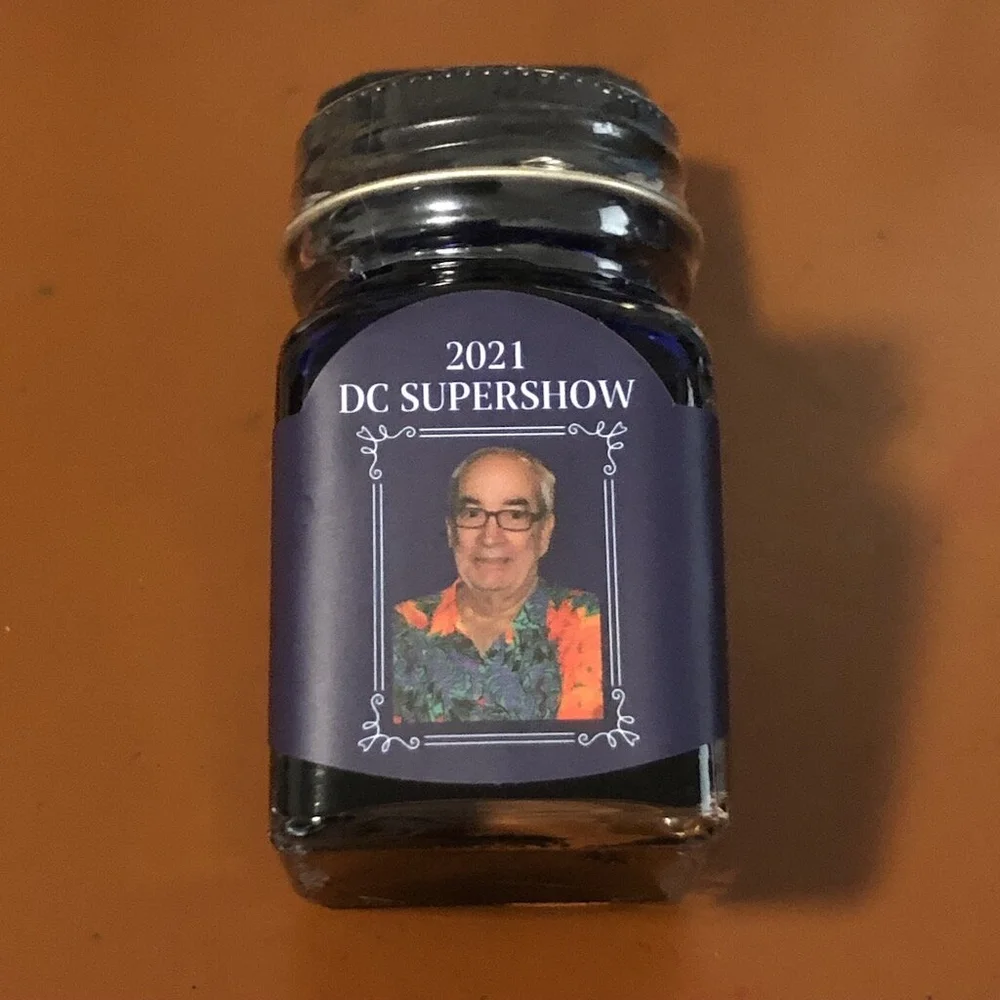Monteverde’s 2021 DC Super Show ink “Bob’s Blue Ink”, commemorating Bob Johnson.