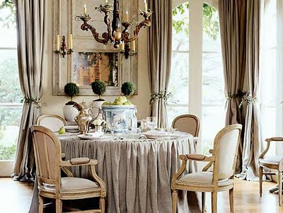 帕姆·皮尔斯Dining room.jpg