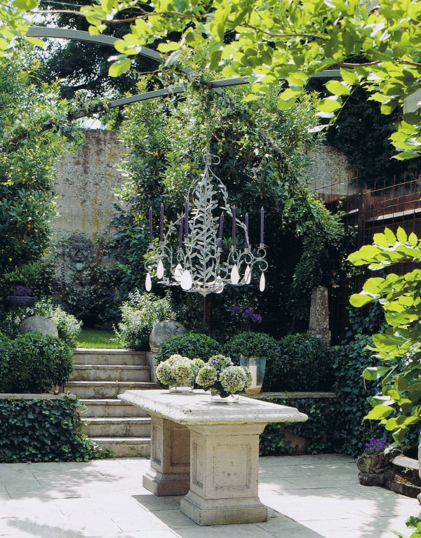 bristish-house-and-garden-july-10 Trouvais.jpg
