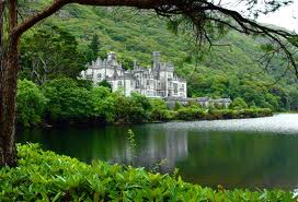 images.jpg.castlegarden.jpg