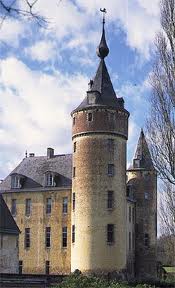 images.jpgcastle.jpg