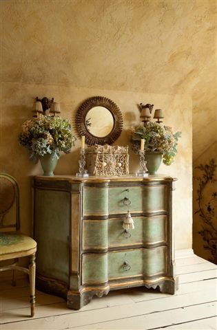 Bureau-9456.jpgtresmckinney.jpg