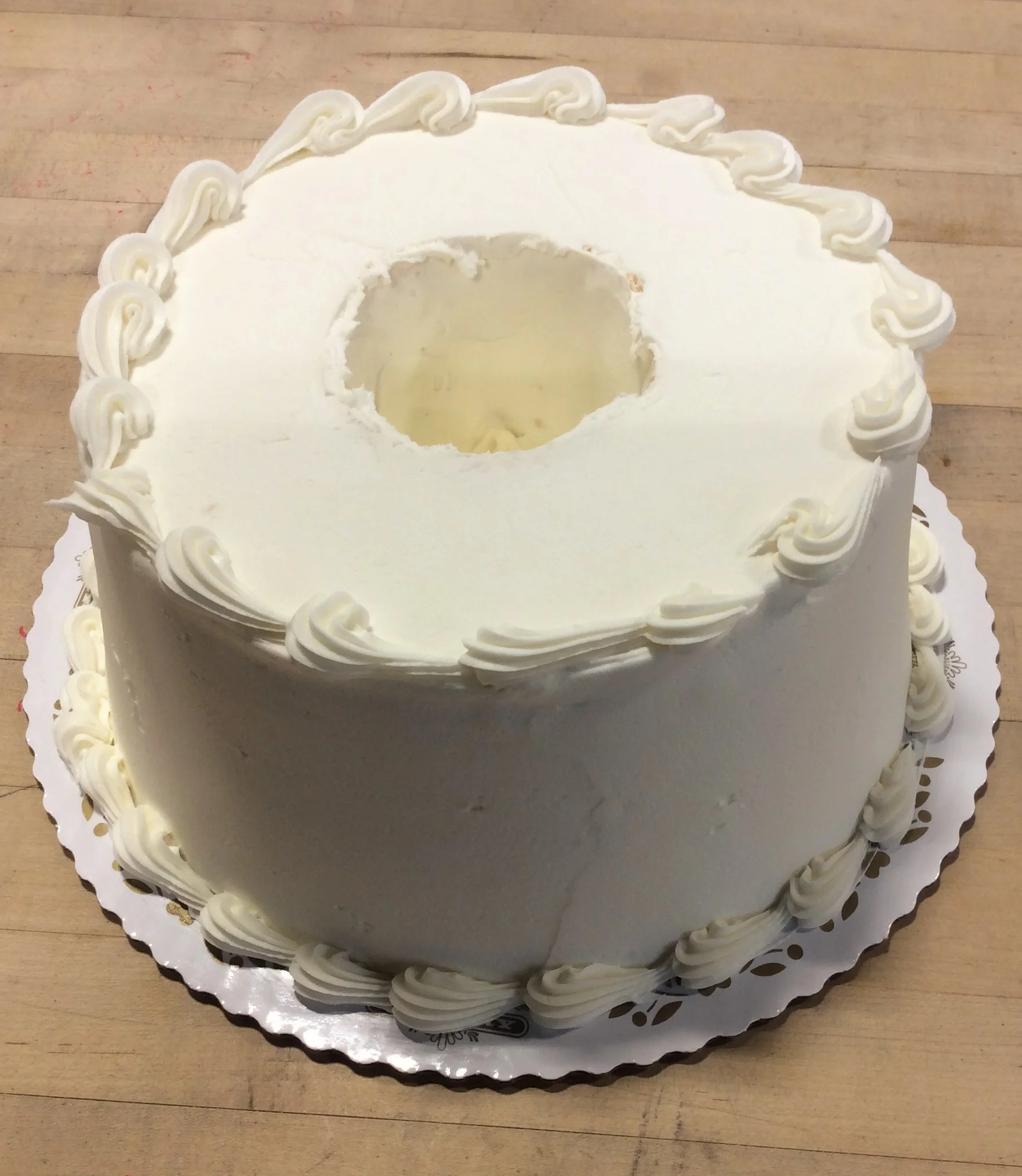Angel Food Cake Trefzger S Bakery