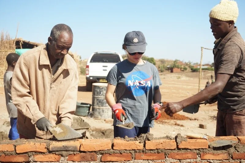 bricklaying_lowres.jpg