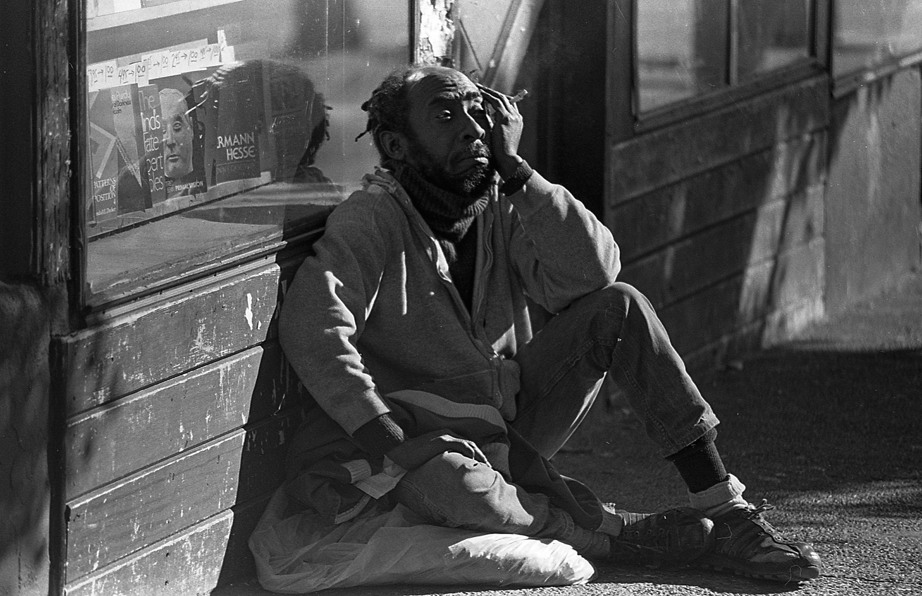 Ponderer_F2A_Tri-X_Hernando Conwi.jpg