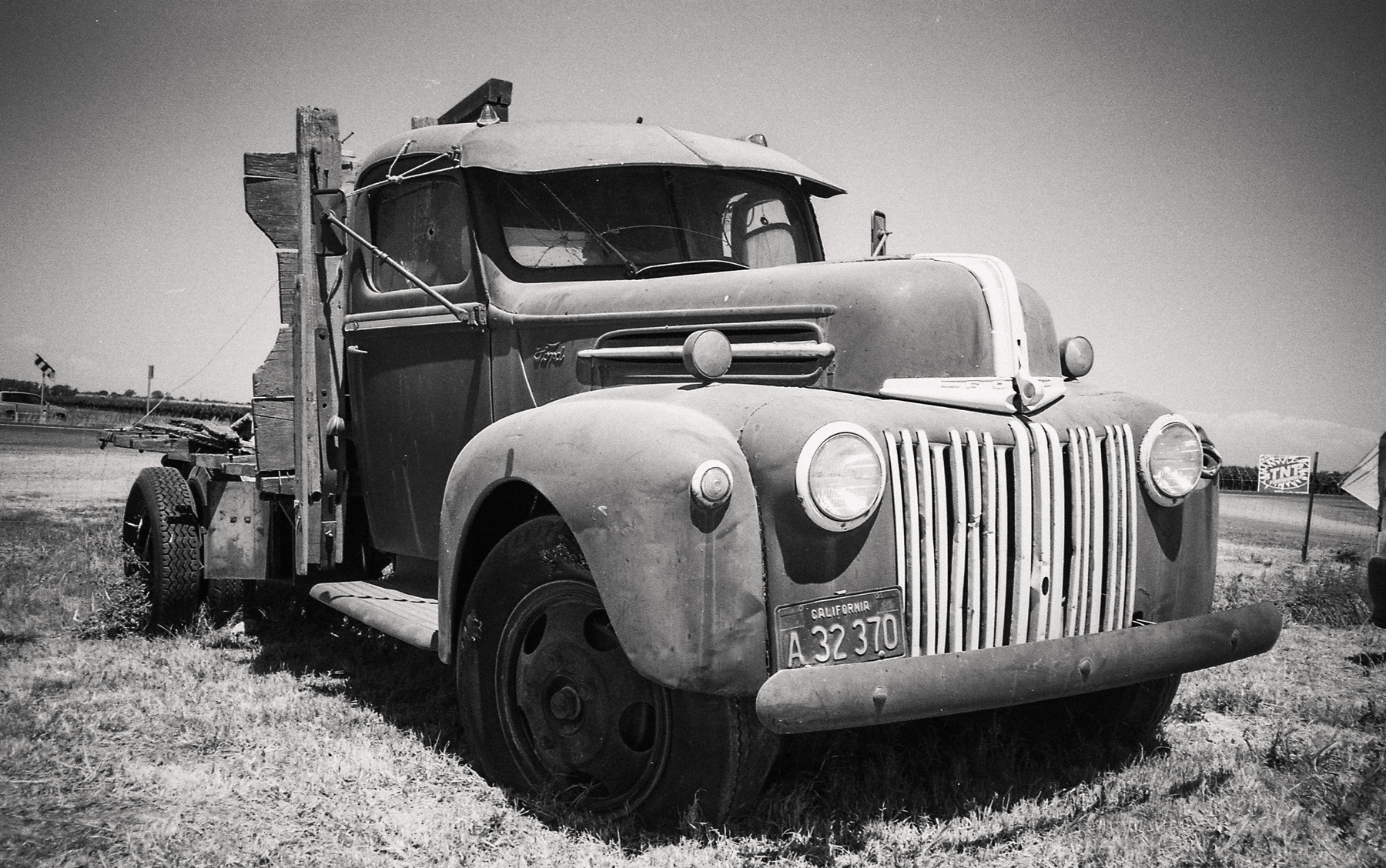 Truck_XA_Superia 400_Hernando Conwi.jpg