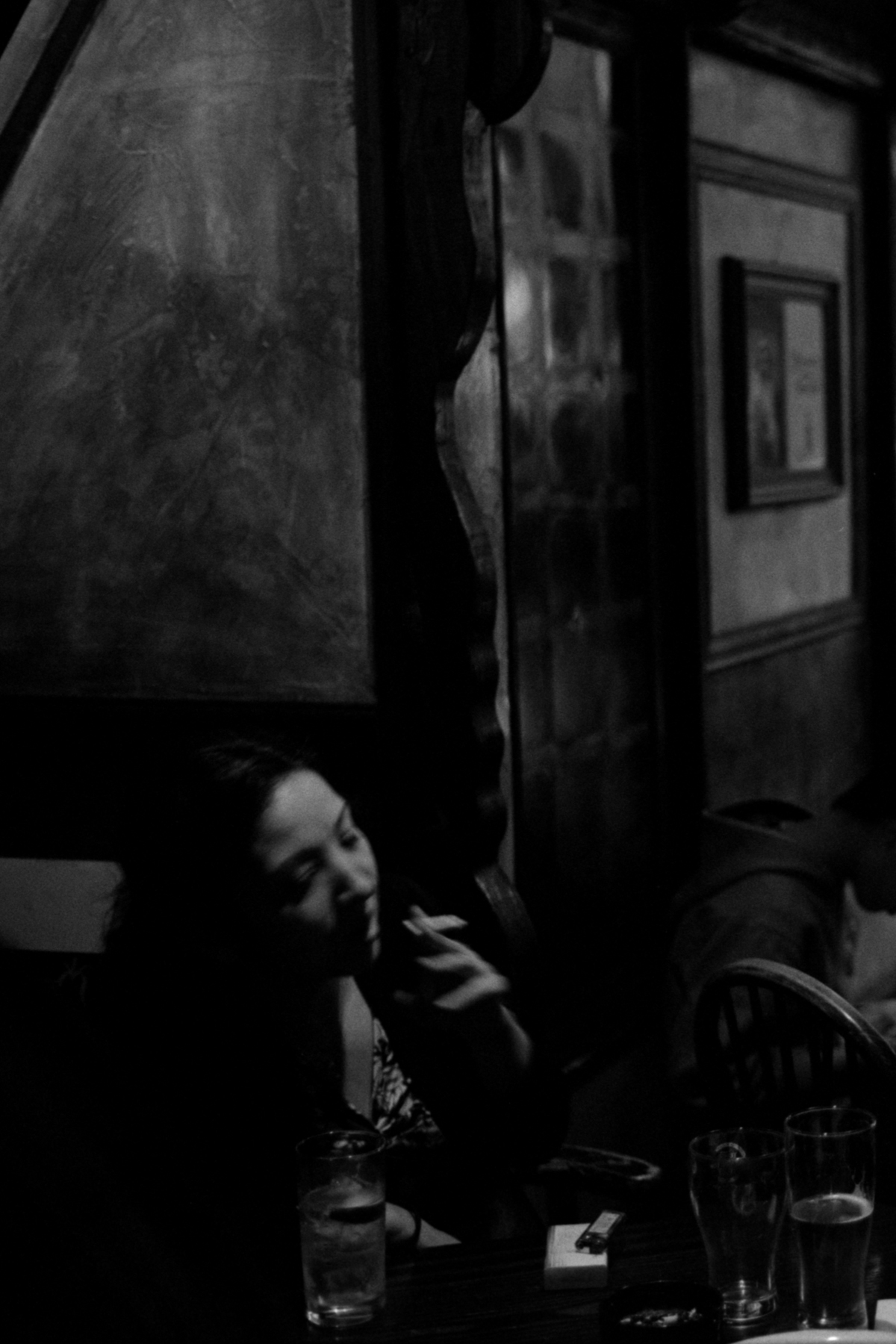 东京Bar_LeicaM3Nokton40_GregWilliamson.jpg