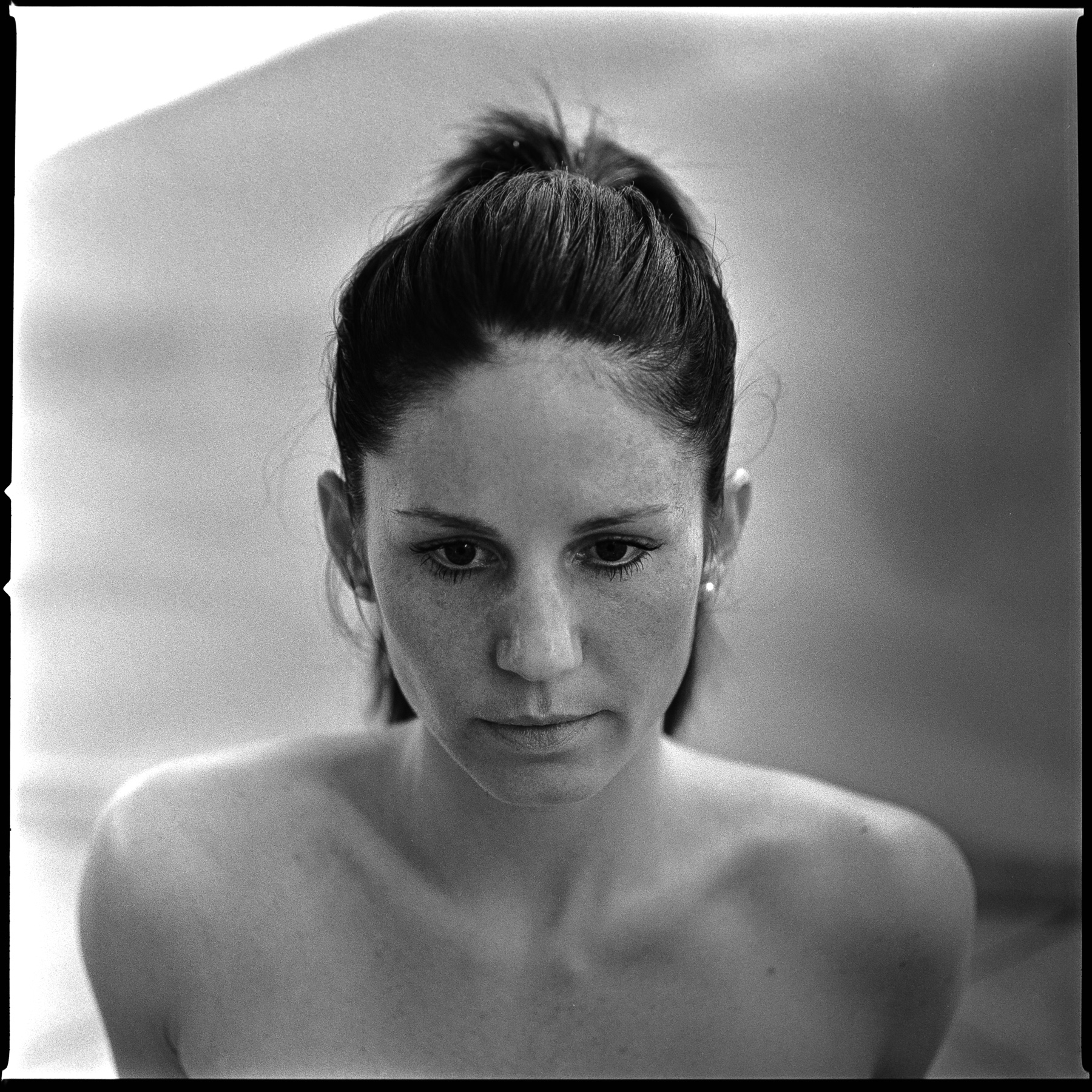Corina |哈苏500CM | 120mm F4 | CF Rollei Superpan 200 |奥利维尔SM