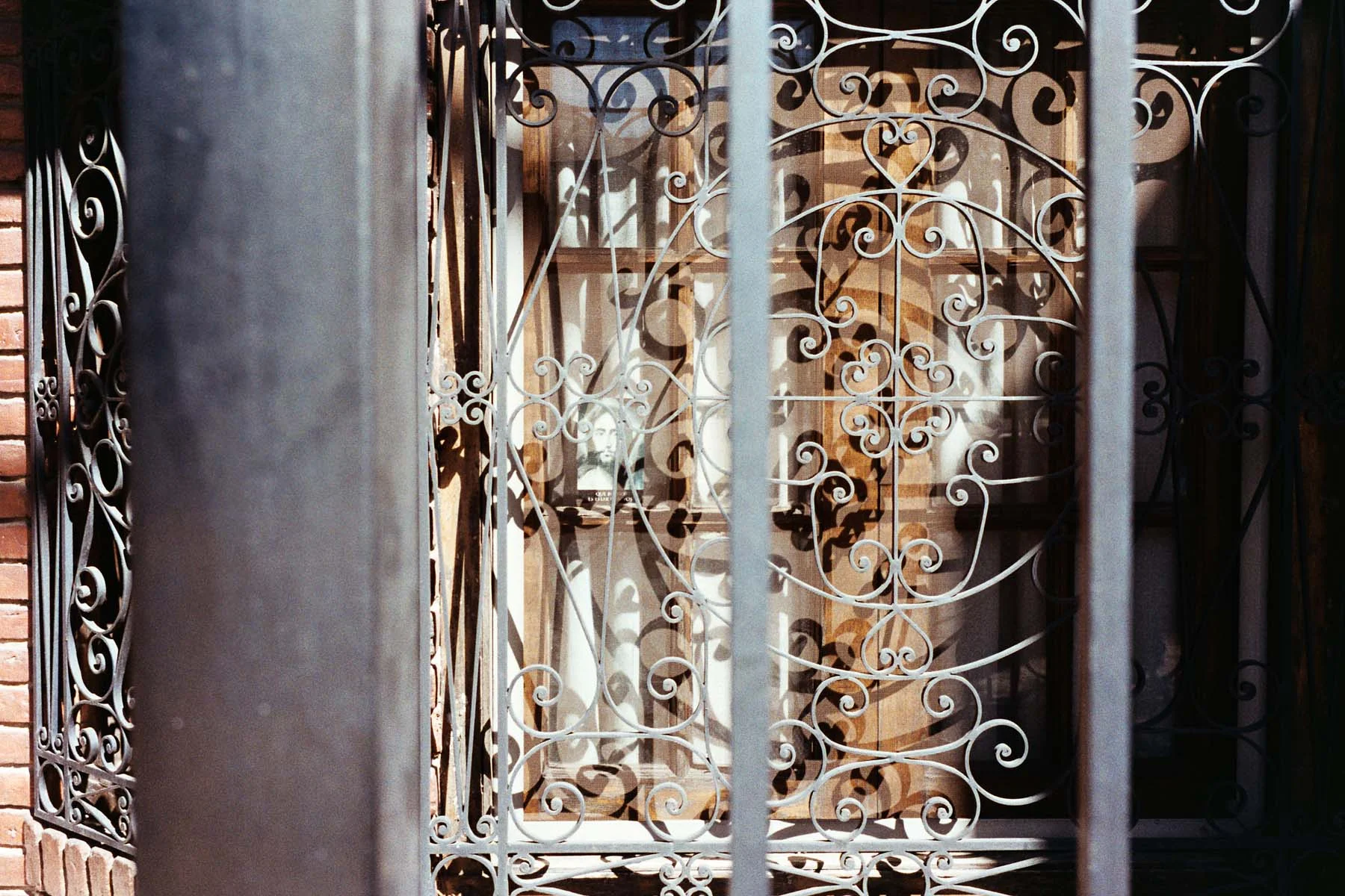 宗教|徕卡M6 | Zeiss 35mm f2.8 Kodak Gold-200 |莉莉·施瓦兹(Lilly Schwartz)