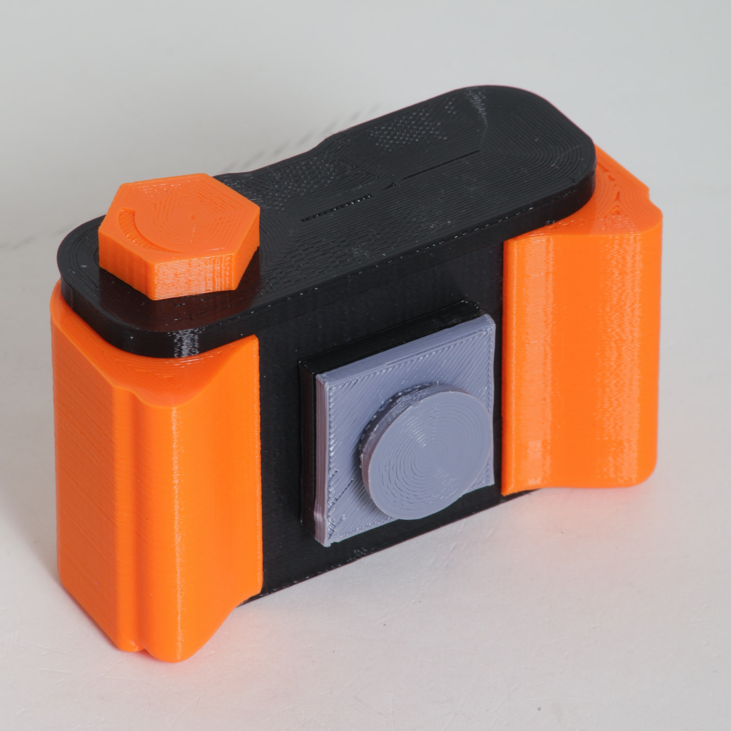 Grahams Frozen Photon Camera Co. 24平方针孔照相机。