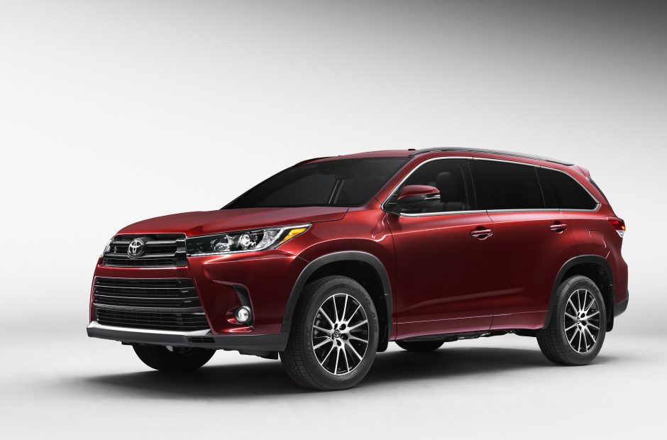 2017_toyota_kluger.jpg