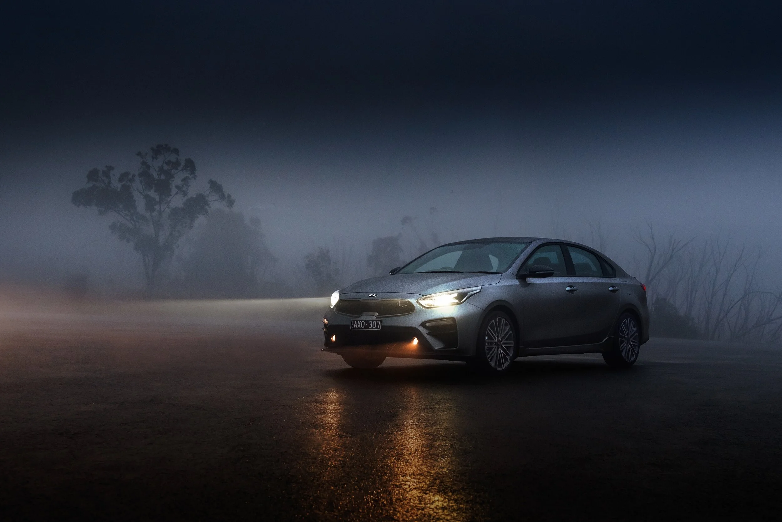 MY19_KIACERATOSEDAN_GT_02.jpg