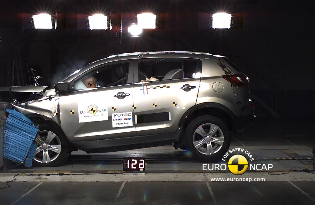sportage crash.jpg