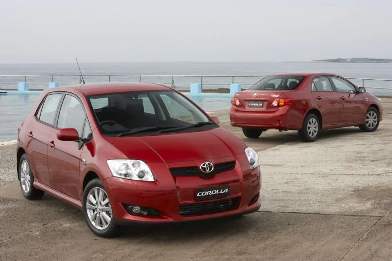 2007 + Levin + ZR + hatch + and + Ascent + sedanlr.jpg