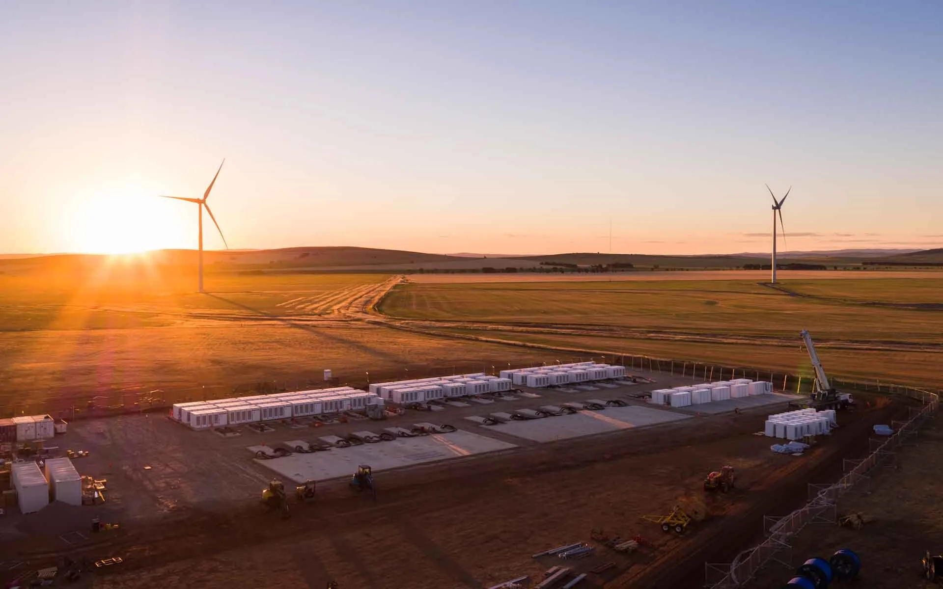 Hornsdale-Power-Reserve-6small.jpg