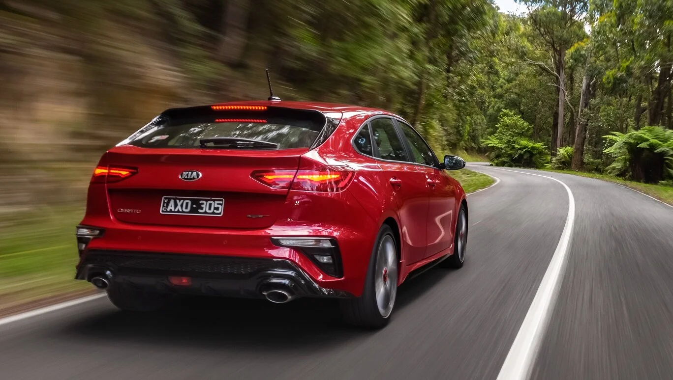 MY19_KIACERATOHATCH_GT_-04.jpg