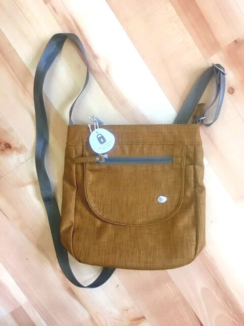 haiku messenger bag