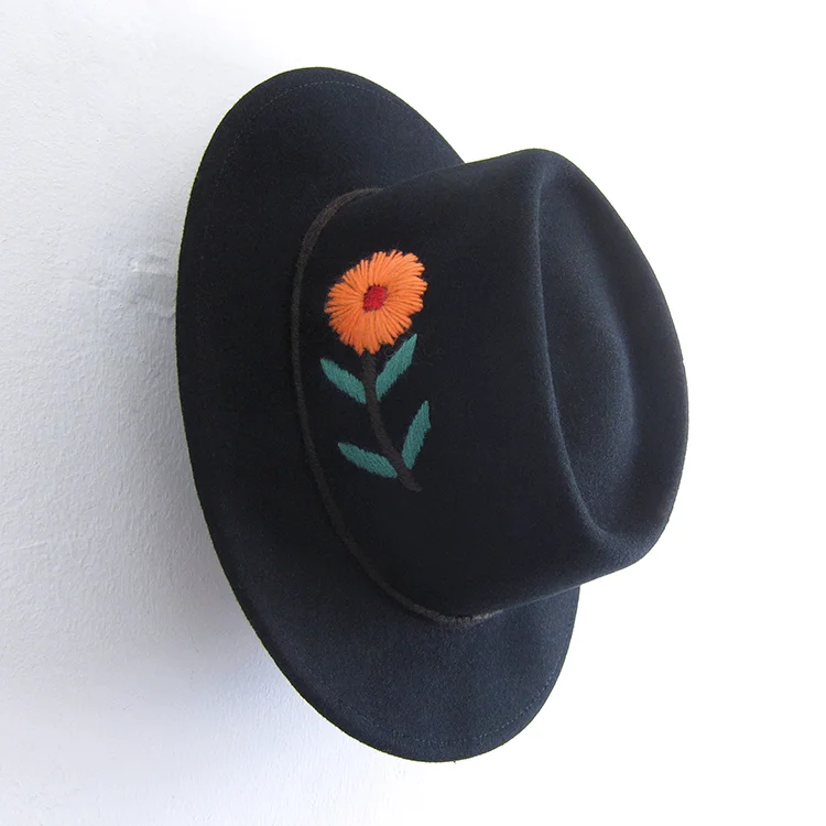 black gaucho hat