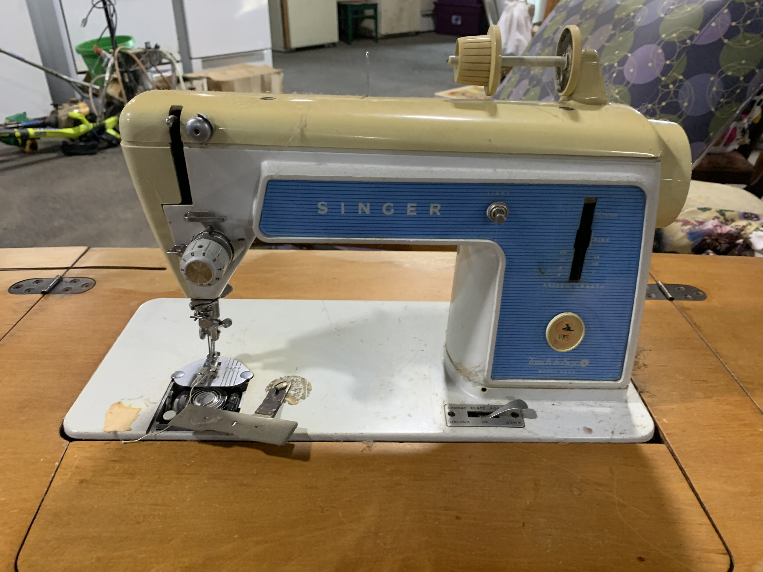 Sold at Auction: Singer Touch & Sew Machine w/ Fruitwood Table