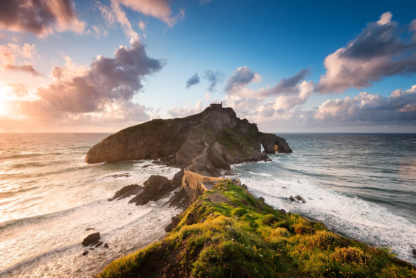 Gaztelugatxe-flowers-sunset.jpg