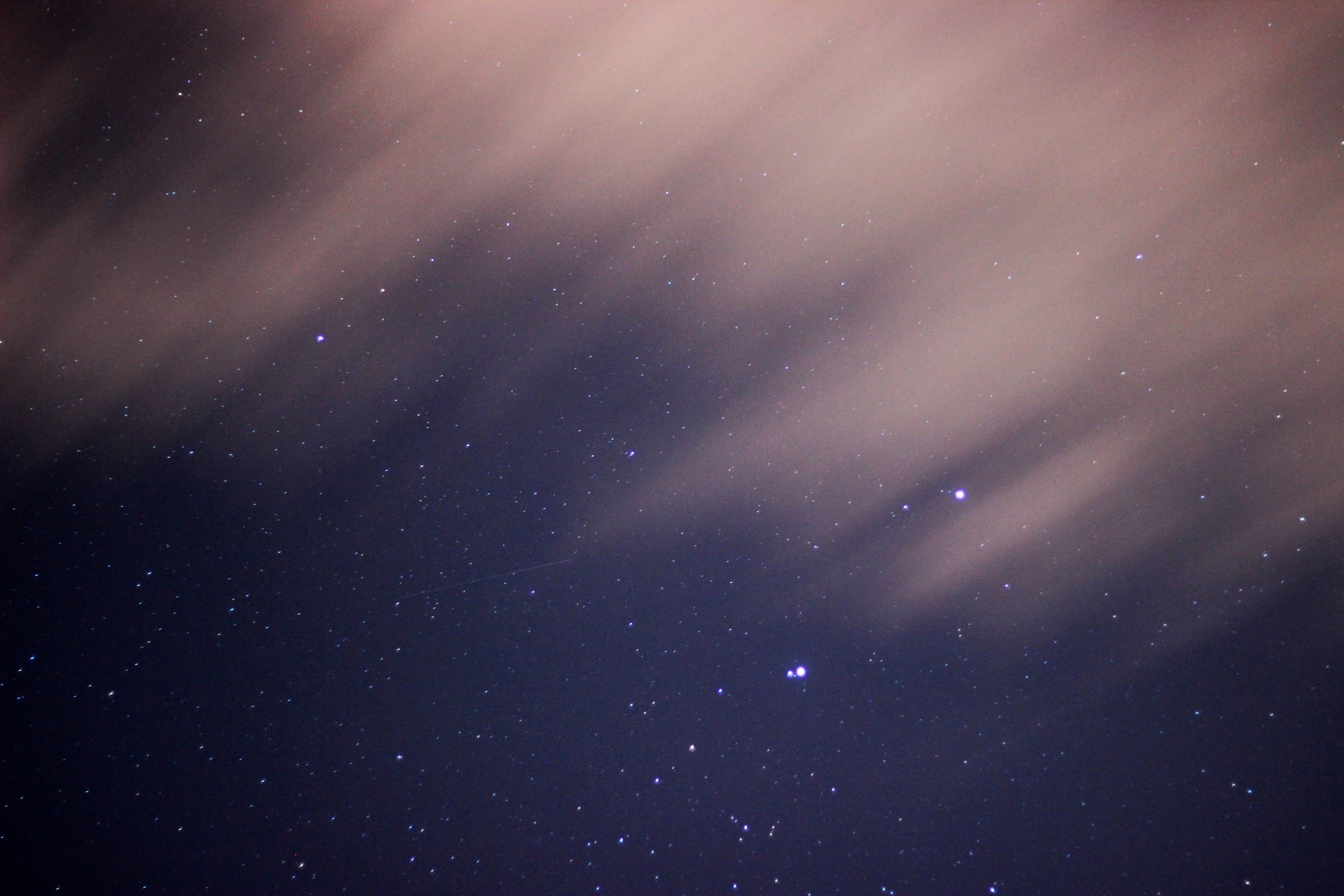 适用于初学者的星际旅行。什么是星光投射?什么是星际旅行技术?了解如何在梦中进行星际旅行-