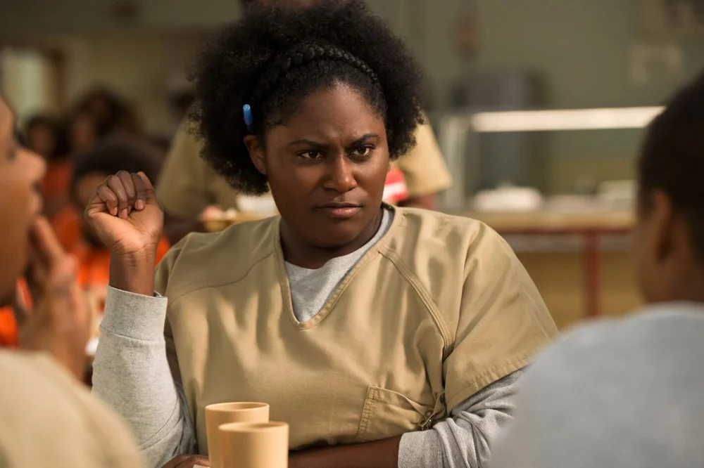 b5883e677fa38ec989763c0af8bb843b3f-30-oitnb.2x.h473.w710.jpg