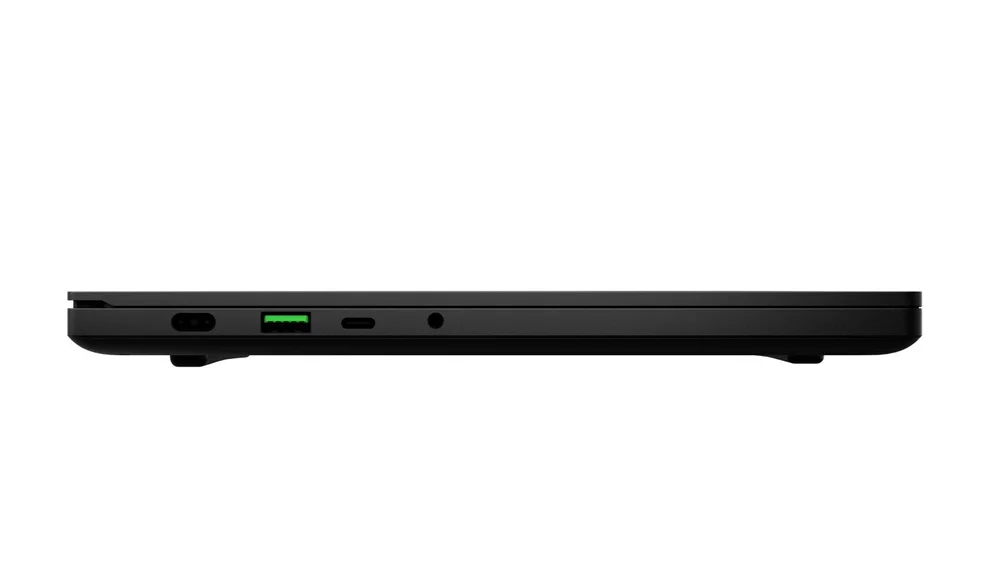 Razer Blade 14 - (2021) - 16.jpg