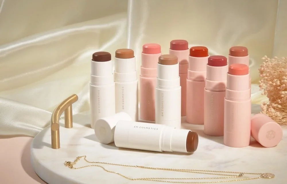 Image via @emcosmetics on IG