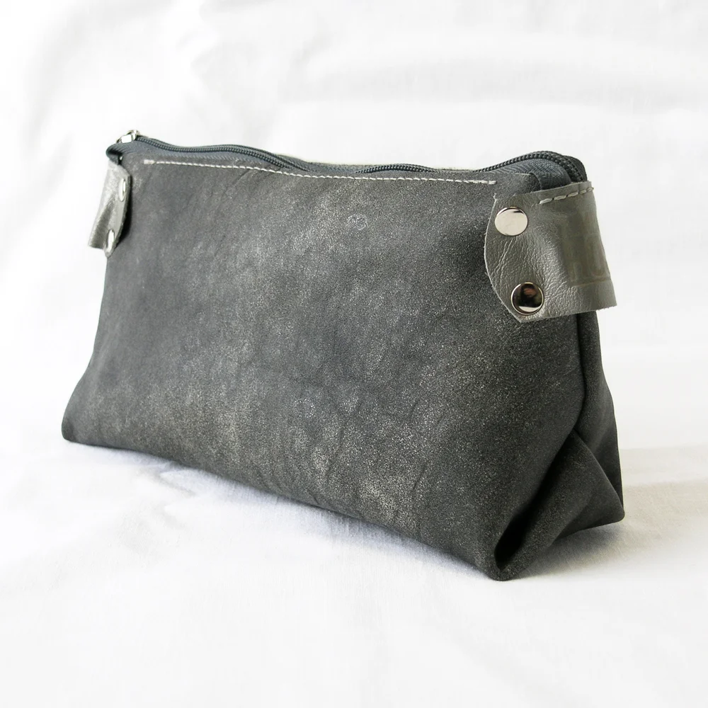Upcycled Leather Makeup Bag Cosmetic Upcycled Leather Makeup Bag Cosmetic
