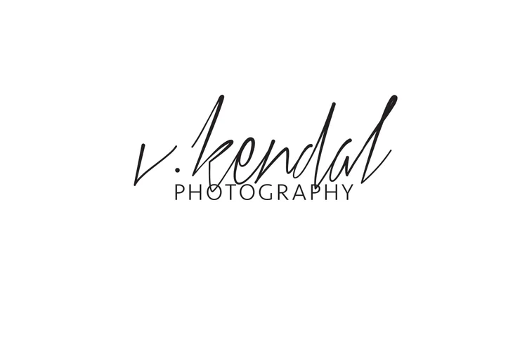 V. KENDAL PHOTOGRAPHY | Modern Maternity & Newborn Baby Portrait Photographer | Los Angeles . CA