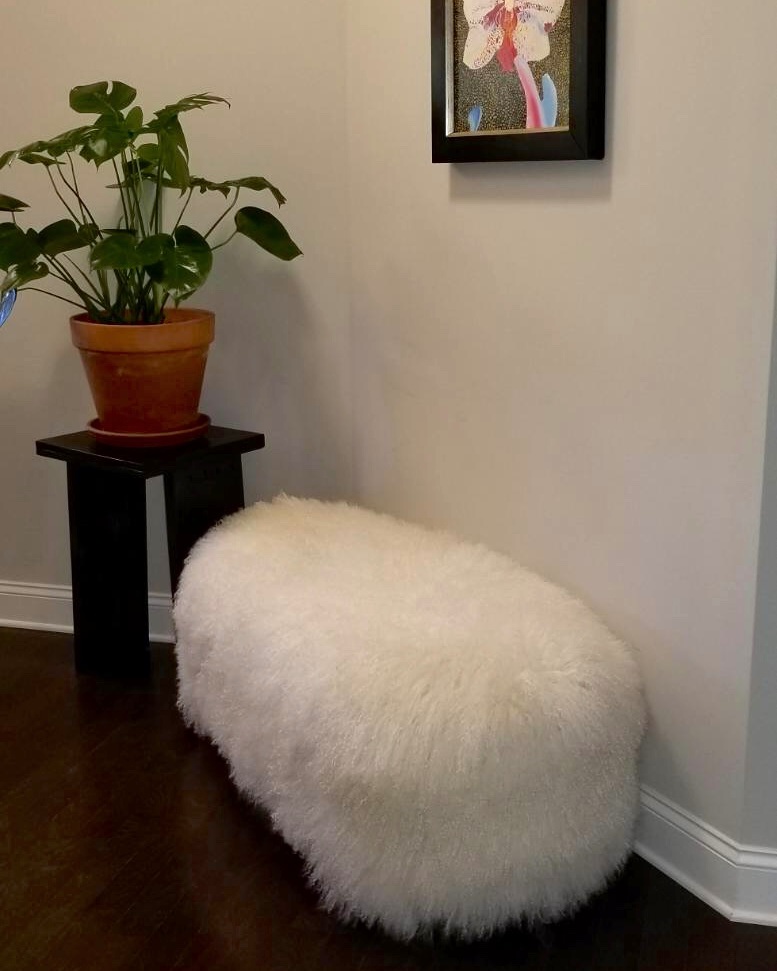 Oval Fur Bench Mongolian Lamb Sheepskin Fur