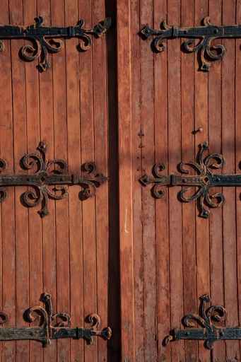 Castle Wooden Door Wrap Rm Wraps