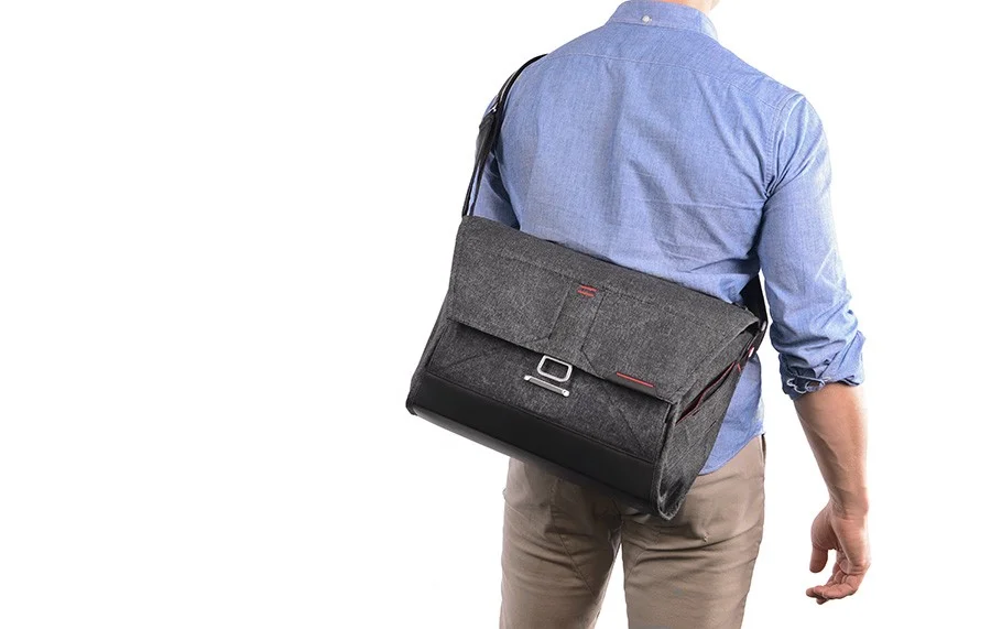 peak design messenger bag
