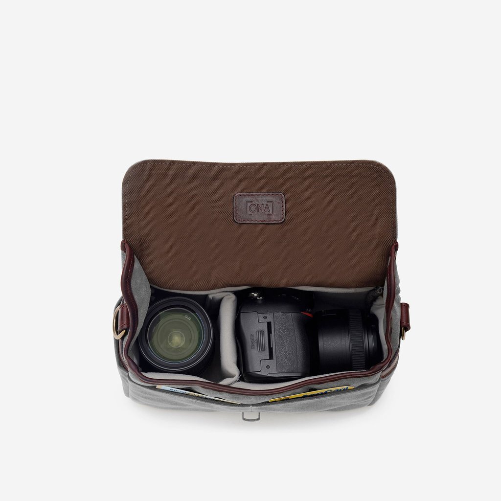 ona bowery camera bag