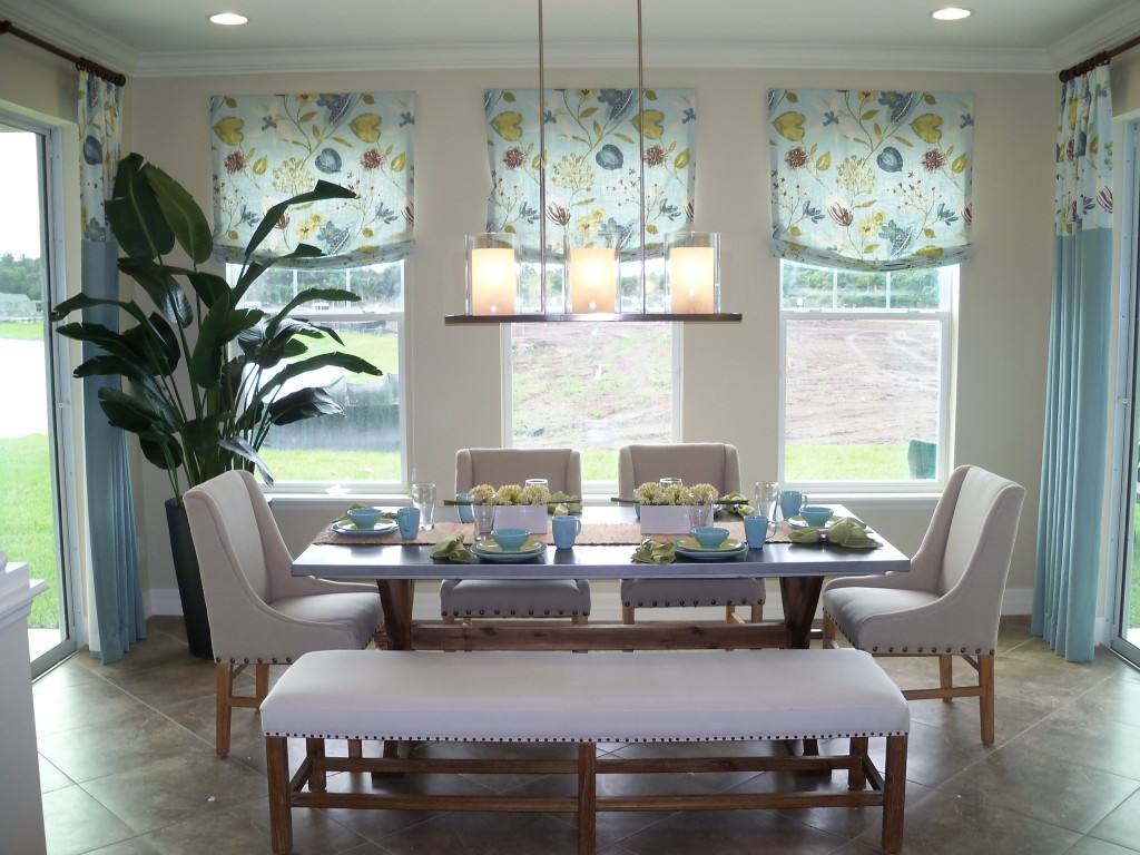 Pink Blue Breakfast-area