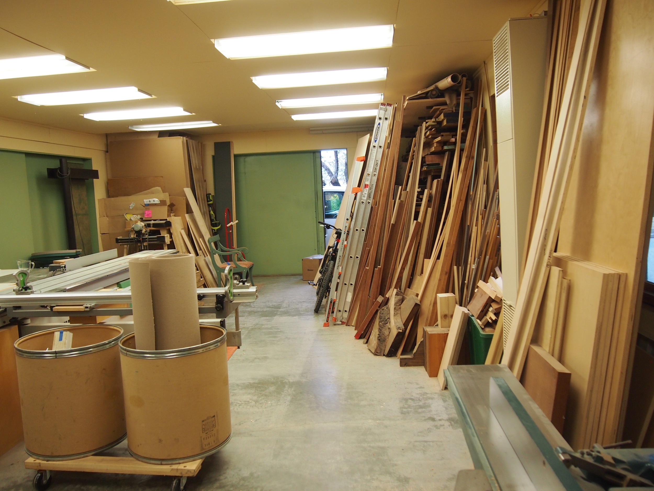 Michael_Hamilton_shoptour23.jpg