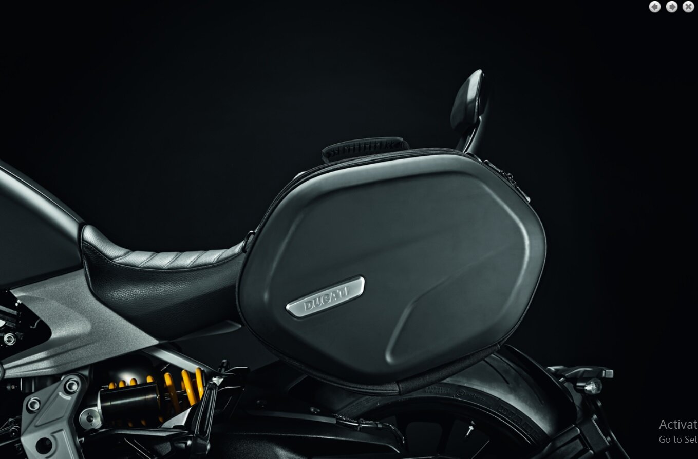 ducati diavel panniers