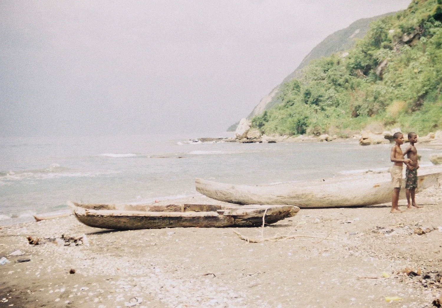 0546057-R14-056-26A.jpg.