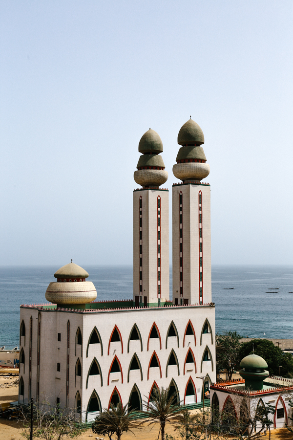 Spiritedpursuit_leelitumbe_Dakar_Senegal_Mosqueéde laDivinité.jpg