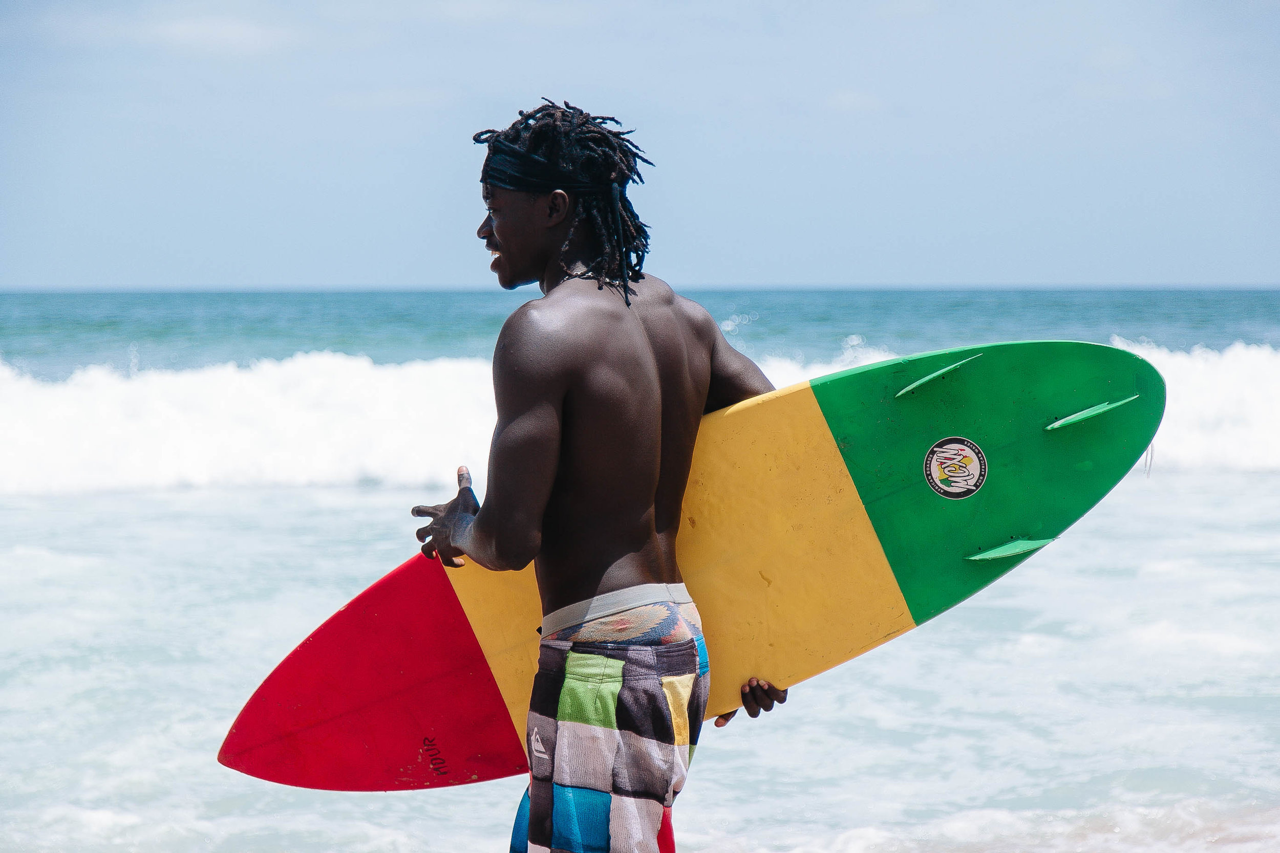 leelitumbe_spiritedpursuit_senegal_dakar_surf-87.jpg