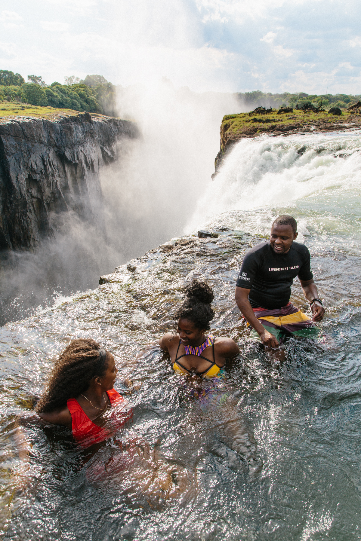 spiritedpursuit_leelitumbe_devilspool_zambia-33.jpg.