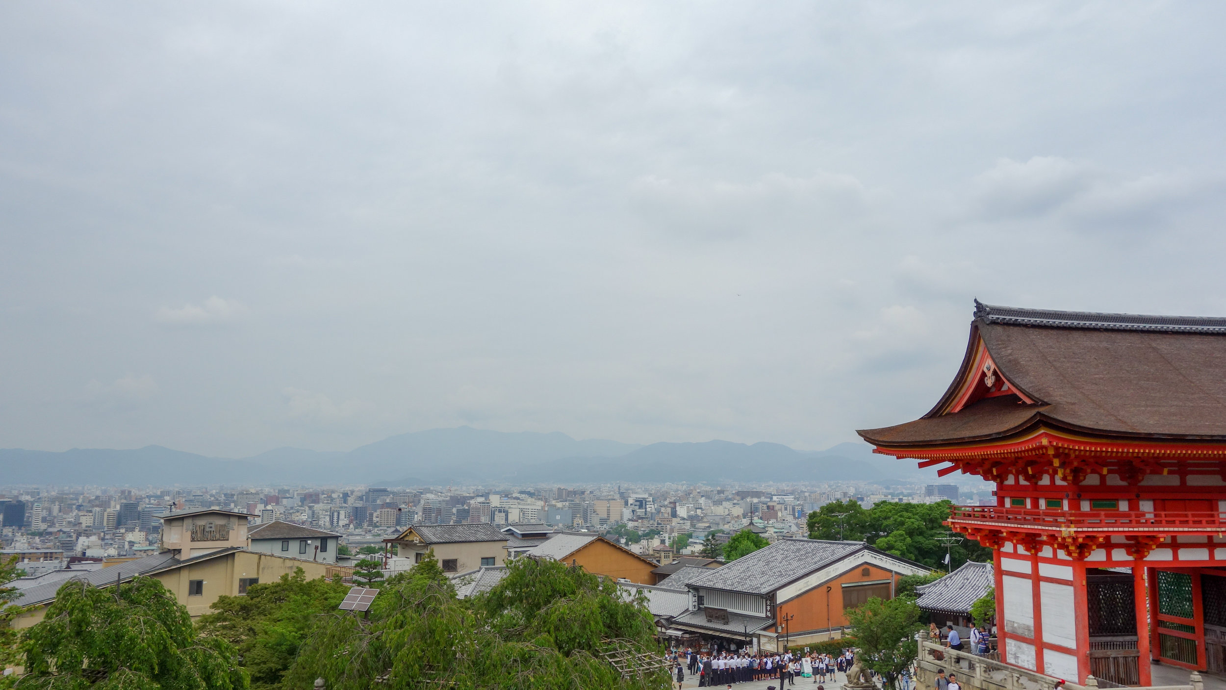 Fushimi-Inari-Shrine-Kyoto.jpg