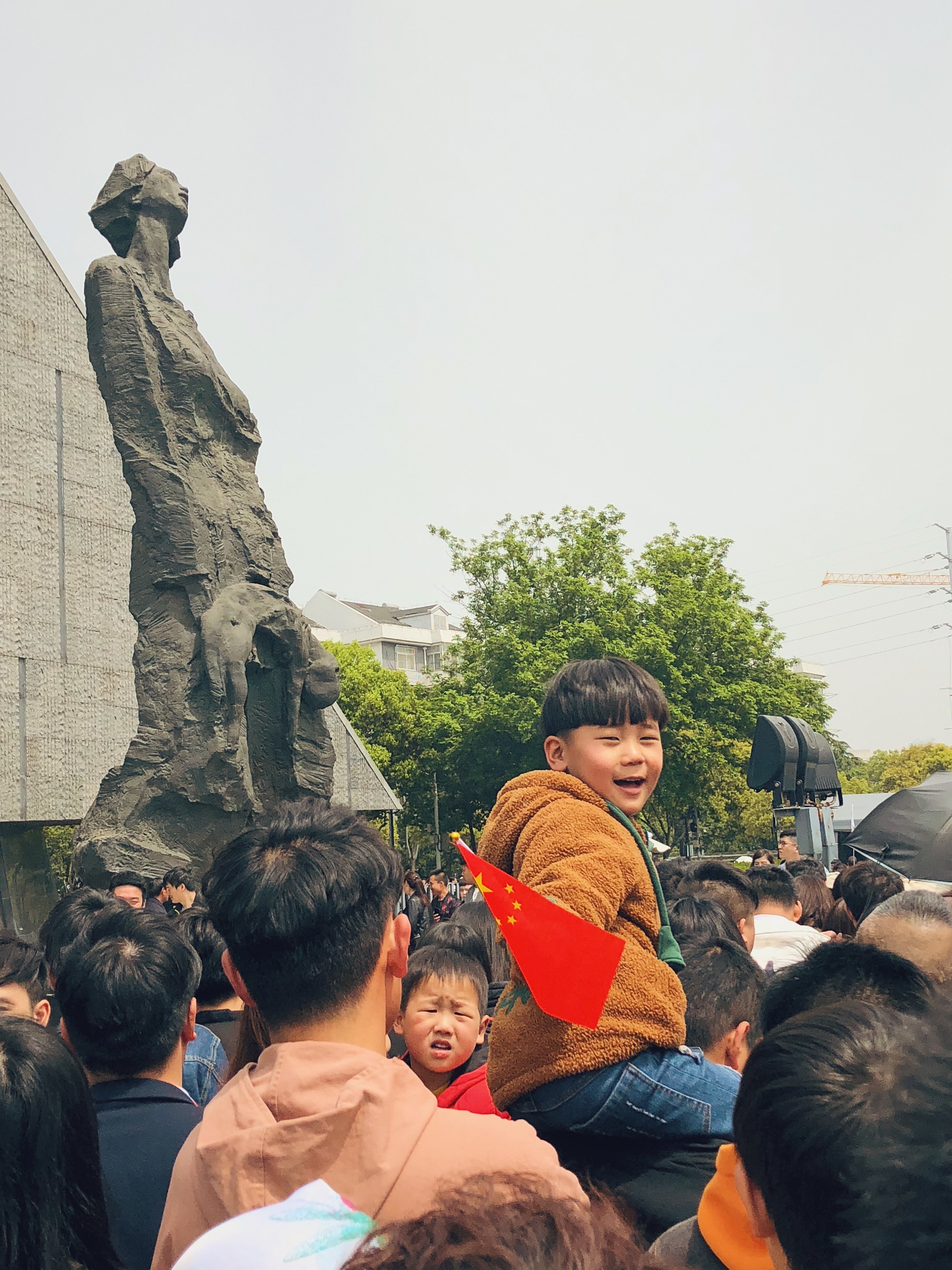 人群中的孩子