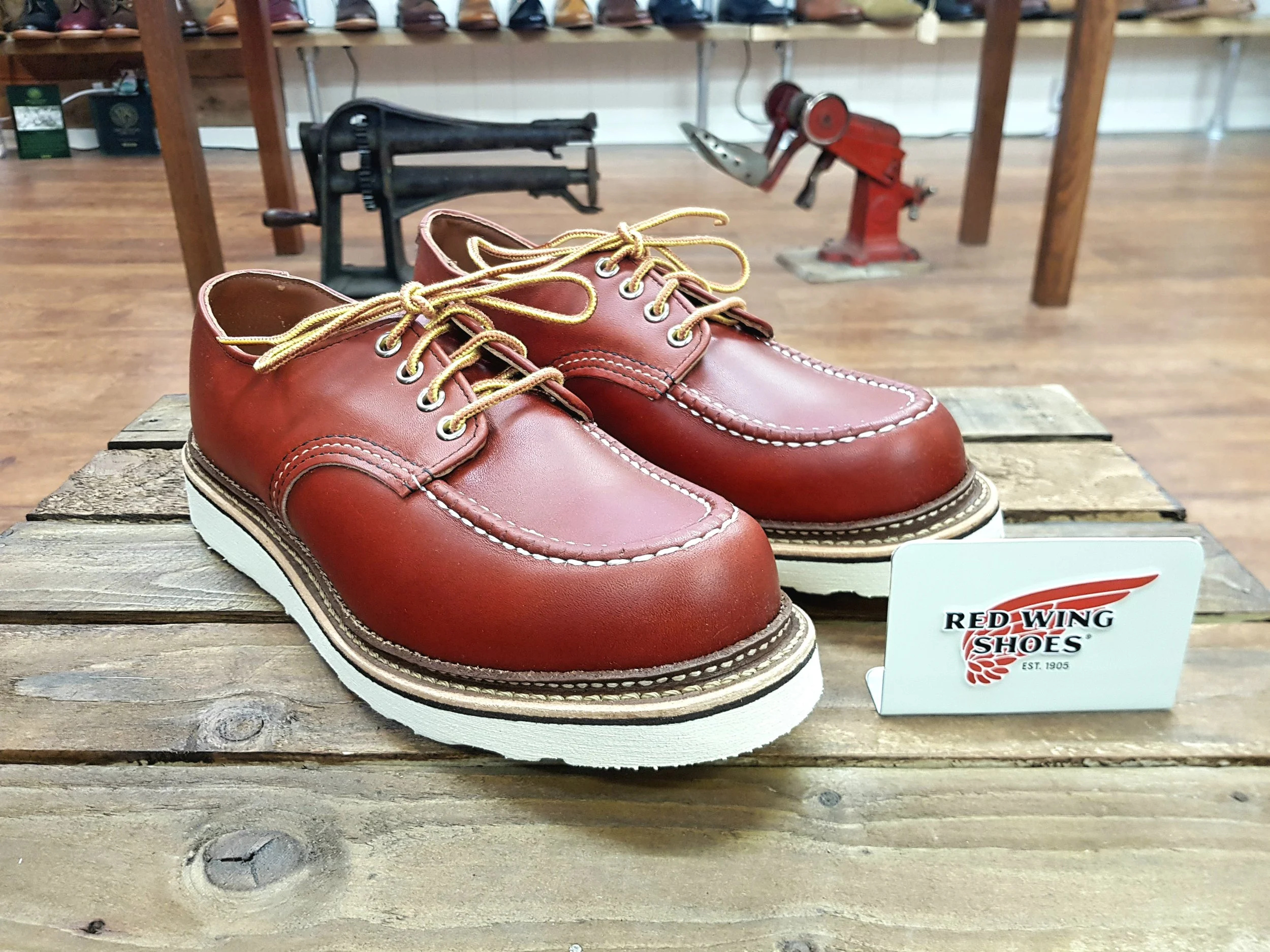 red wing classic oxford shoes