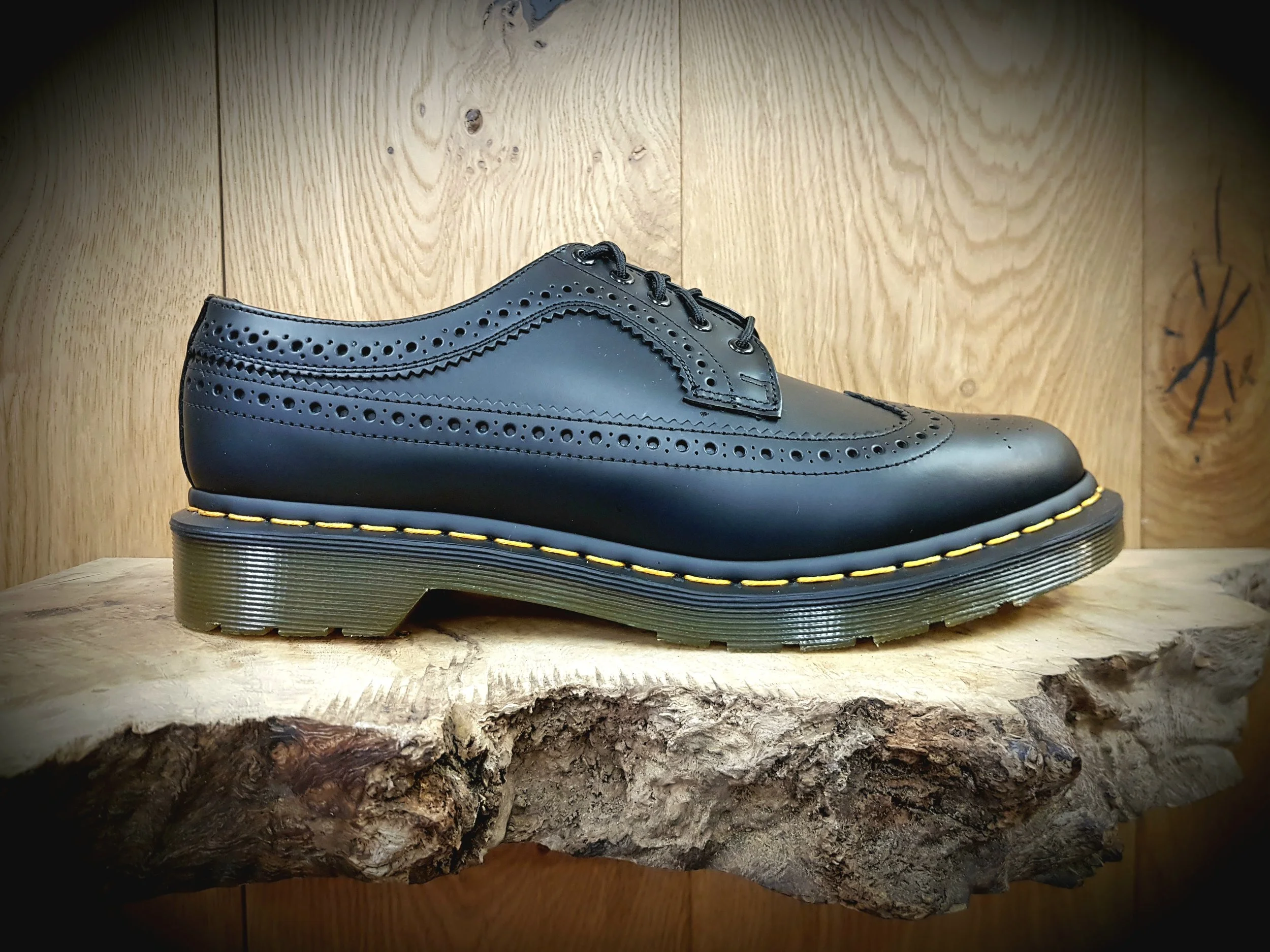doc martens 3989