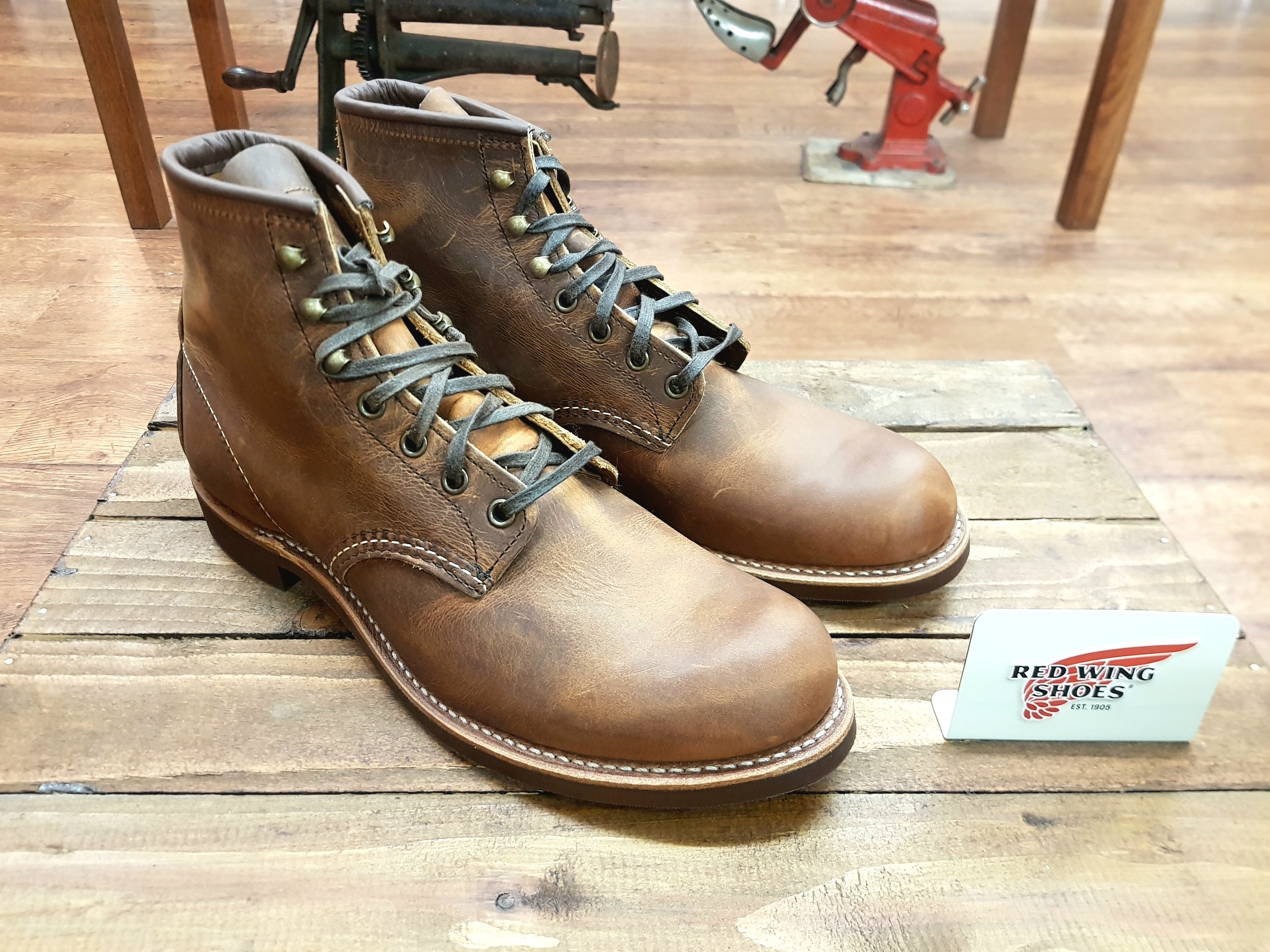 blacksmith boots 3343