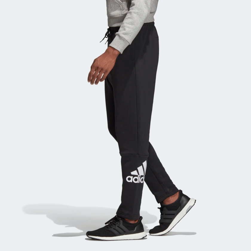 must_haves_badge_of_sport_fleece_pants_black_dt9952_25_model.png.