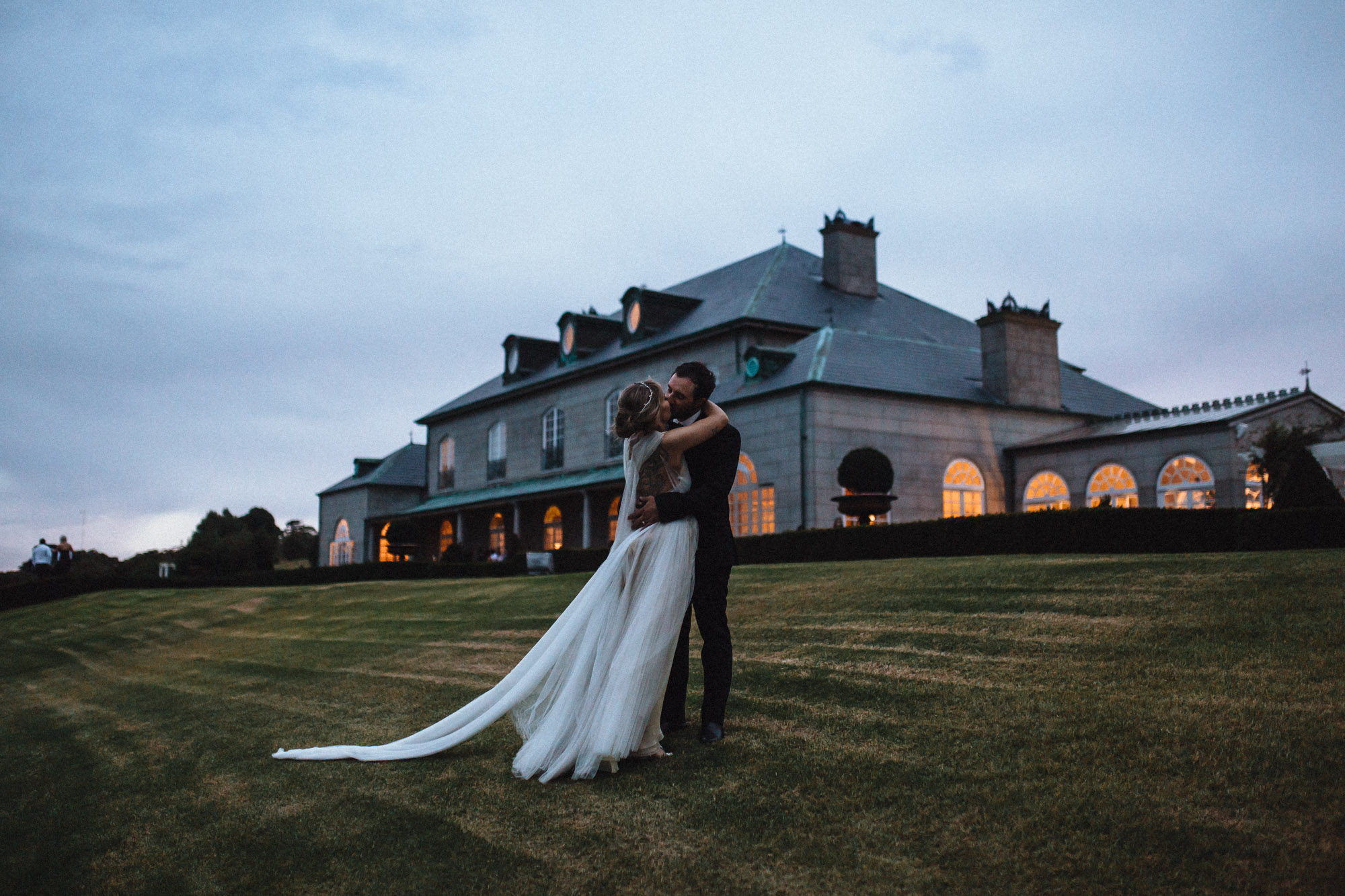 坎贝尔点议院 ca88HJ + Dean Raphael Weddings-131.jpg
