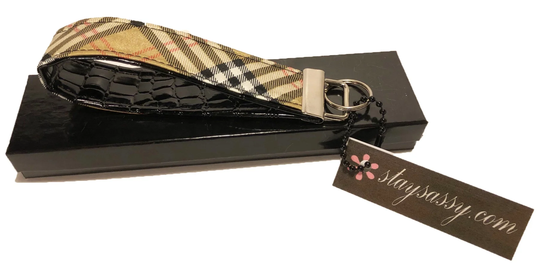 burberry wristlet